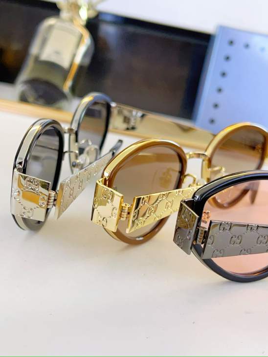 Picture of Gucci Sunglasses _SKUfw80048793fw